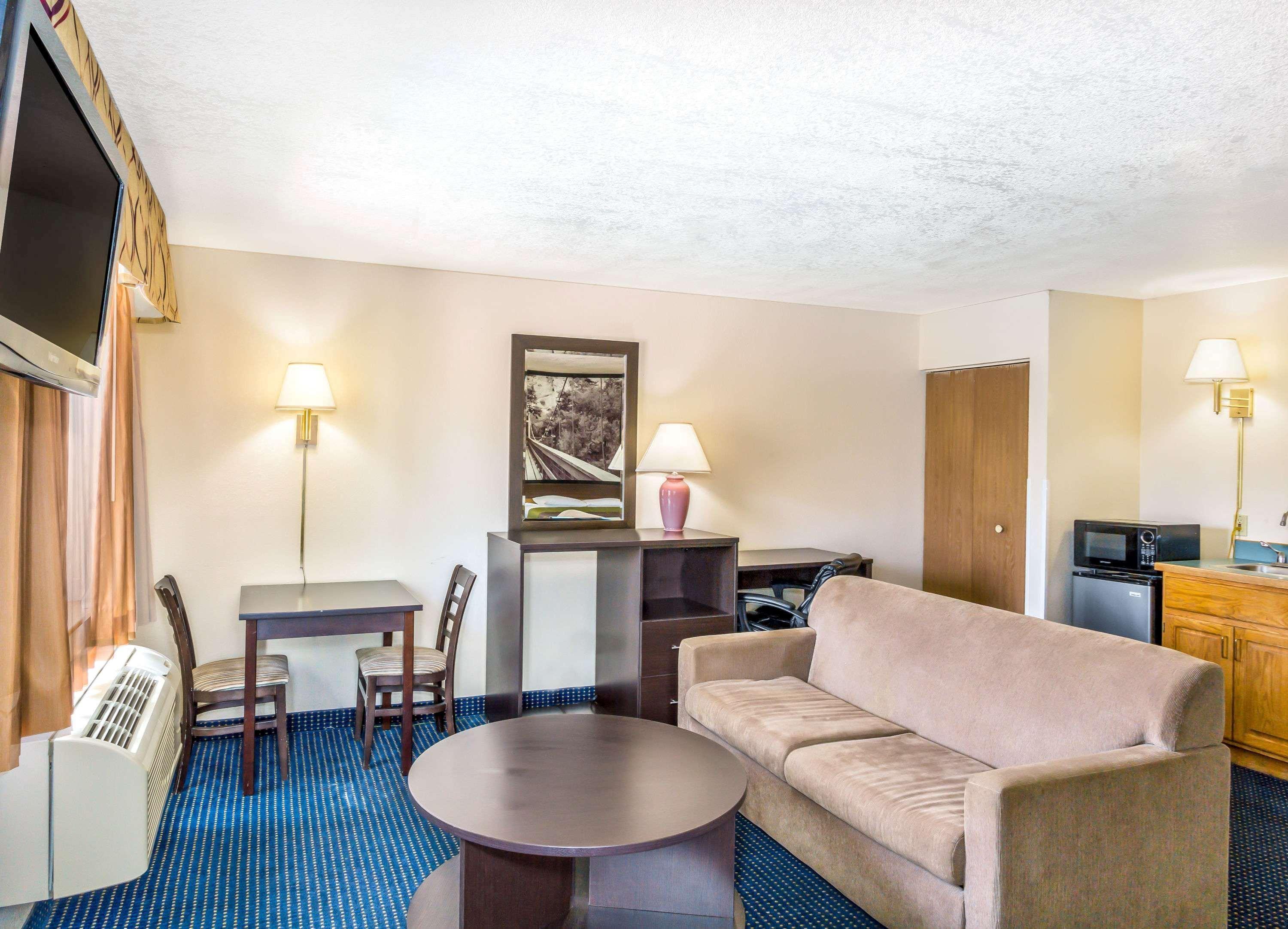 ซูเปอร์ 8 บาย วินด์แฮม ฟีนิกซ์/เมซา/กิลเบิร์ต โร้ด Hotel ภายนอก รูปภาพ