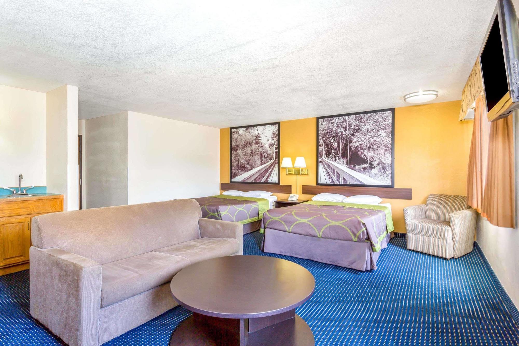 ซูเปอร์ 8 บาย วินด์แฮม ฟีนิกซ์/เมซา/กิลเบิร์ต โร้ด Hotel ภายนอก รูปภาพ
